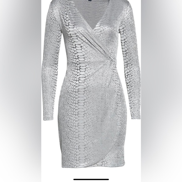 French Connection Women's Long Sleeve Snake Jacquard Dress Silver Size 0 - Picture 4 of 11